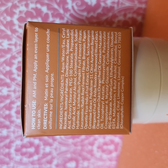 NIB Kate Somerville - Exfolikate Glow Moisturizer - Picture 3 of 6